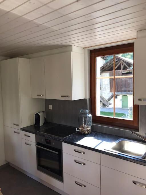 La Maisonnette : Charmante Maison Independante Salgesch エクステリア 写真